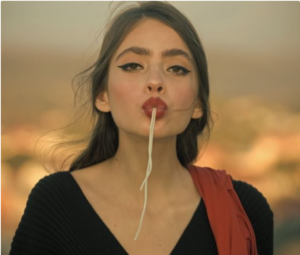 Read more about the article “5 godina sam mislio da je moja žena naivna i smotana – a onda je jedna noć u bolnici pokazala ko je zapravo jači među nama”