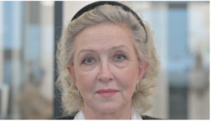 Read more about the article „4 godine nakon sahrane stigla je poruka sa njenog broja: Ono što je porodica otkrila iza toga ledi krv u žilama!“