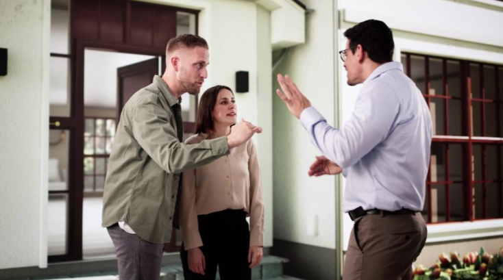 Read more about the article Mislila sam da me svekar ponižava pred celim internetom — a onda smo pronašli njegov dnevnik i shvatili istinu koja nas je slomila