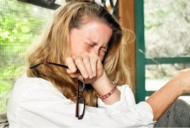 Read more about the article Otišla na sastanak iz poslovnih razloga, a završila u njegovom stanu: Istina koju je saznala sledećeg jutra promenila joj je život iz korena